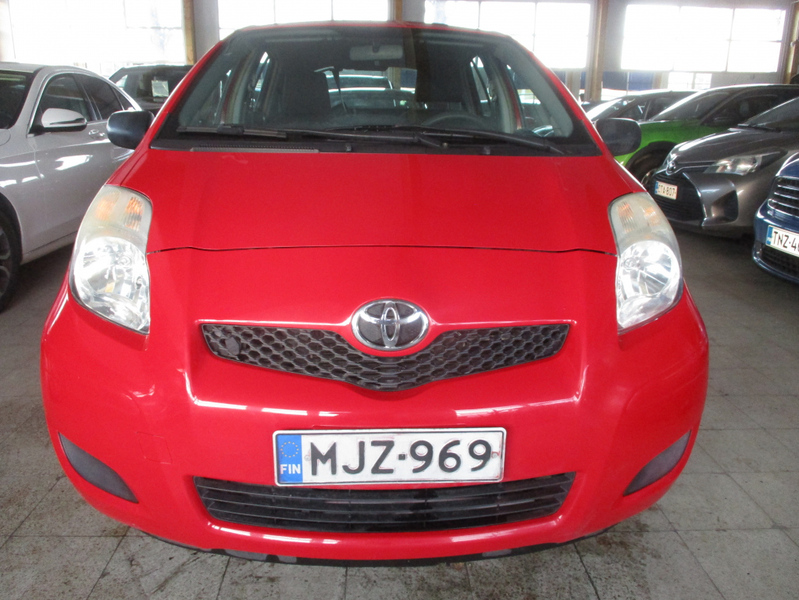 Toyota Yaris vaihtoauto