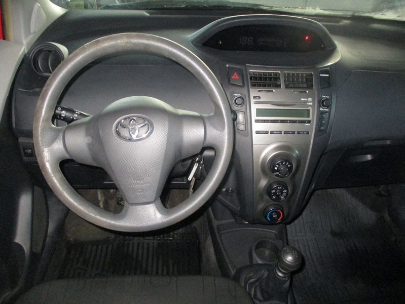 Toyota Yaris vaihtoauto