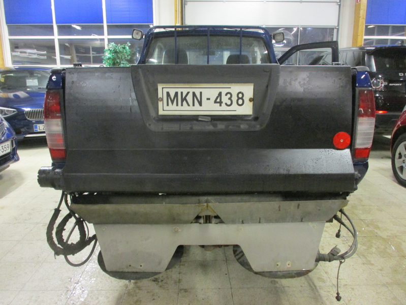 Nissan NP300 vaihtoauto