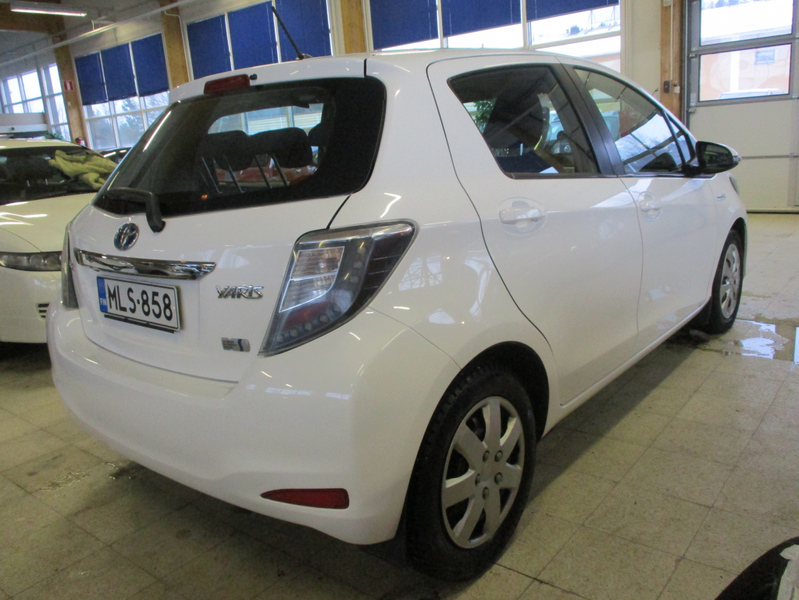 Toyota Yaris vaihtoauto