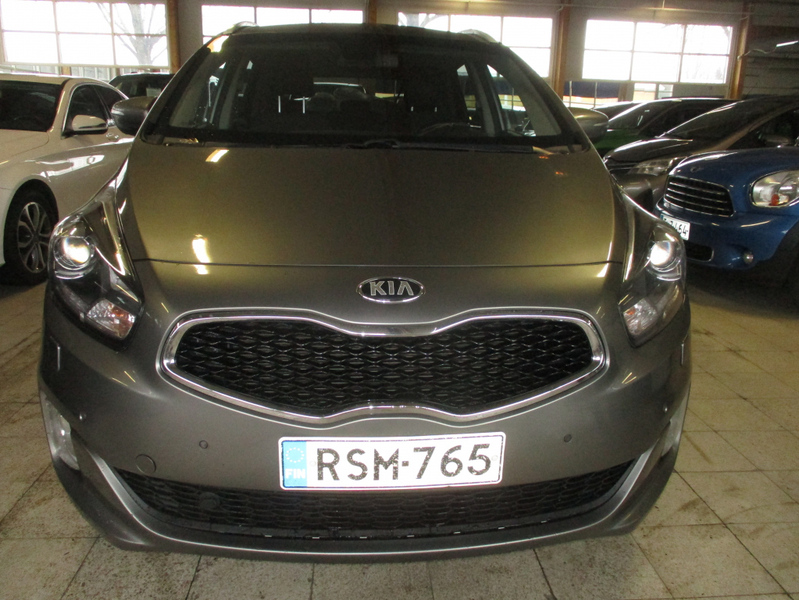 Kia Carens vaihtoauto