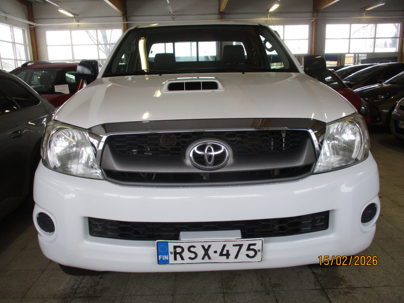 Toyota Hilux vaihtoauto