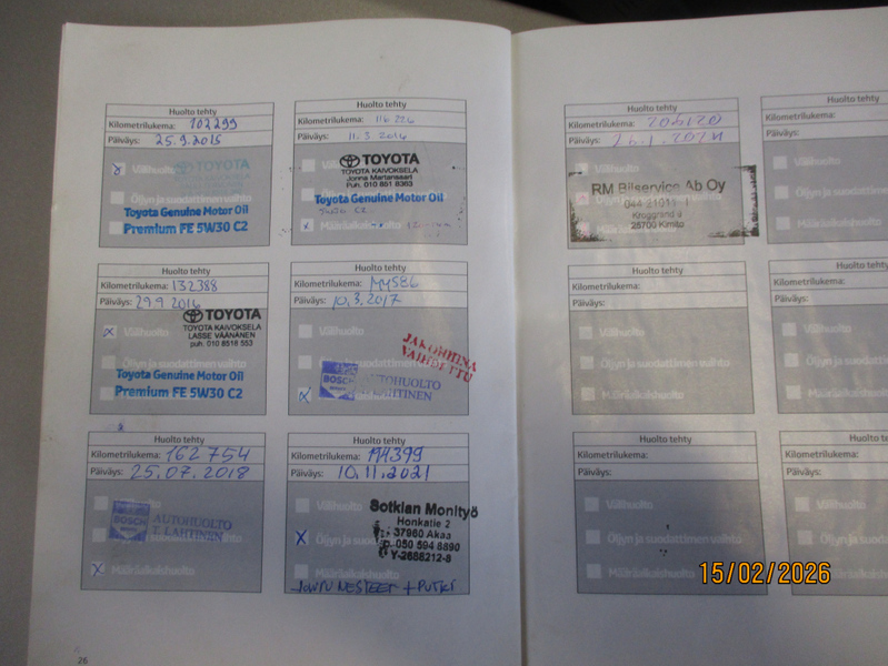 Toyota Hilux vaihtoauto