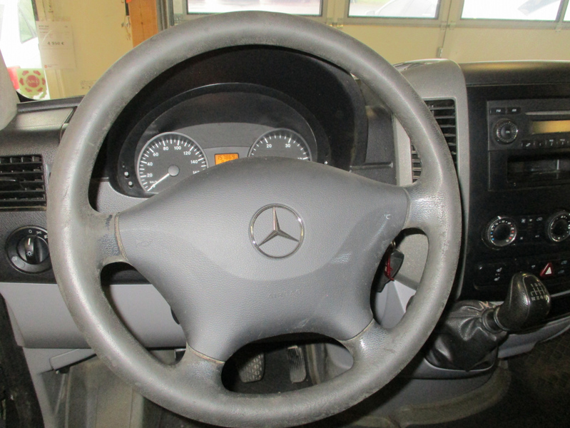 Mercedes-Benz Sprinter vaihtoauto