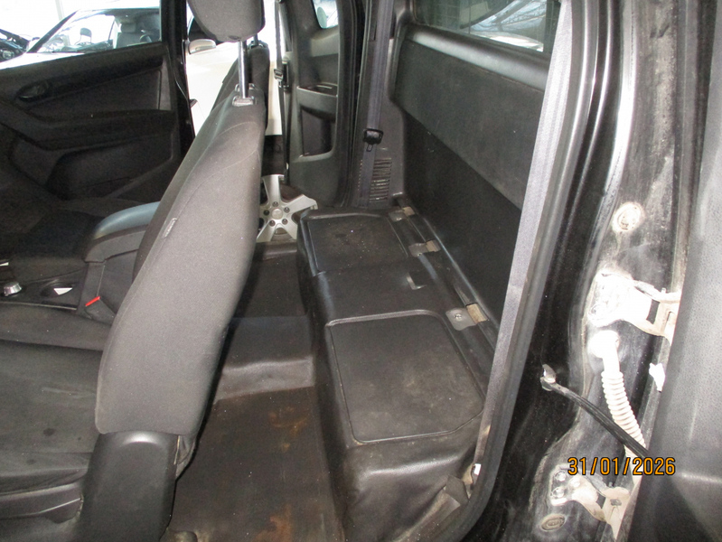 Isuzu D-Max vaihtoauto