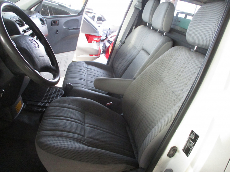 Toyota Hiace vaihtoauto