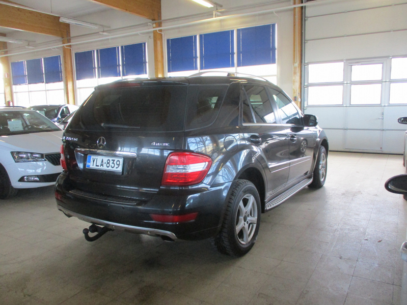 Mercedes-Benz ML vaihtoauto