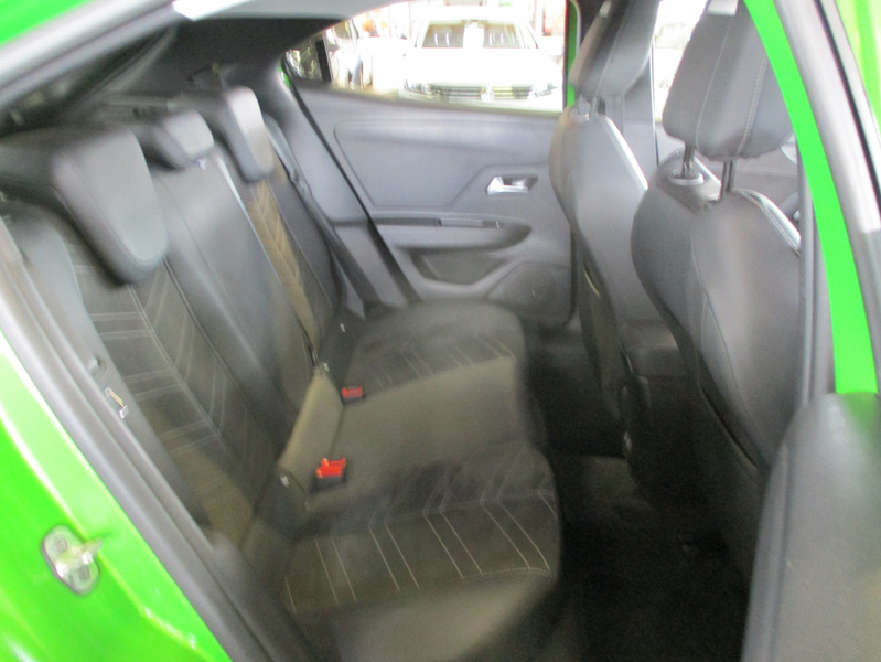 Opel Mokka-e vaihtoauto