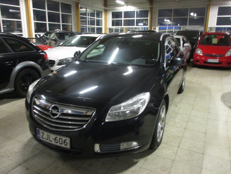 Opel Insignia vaihtoauto