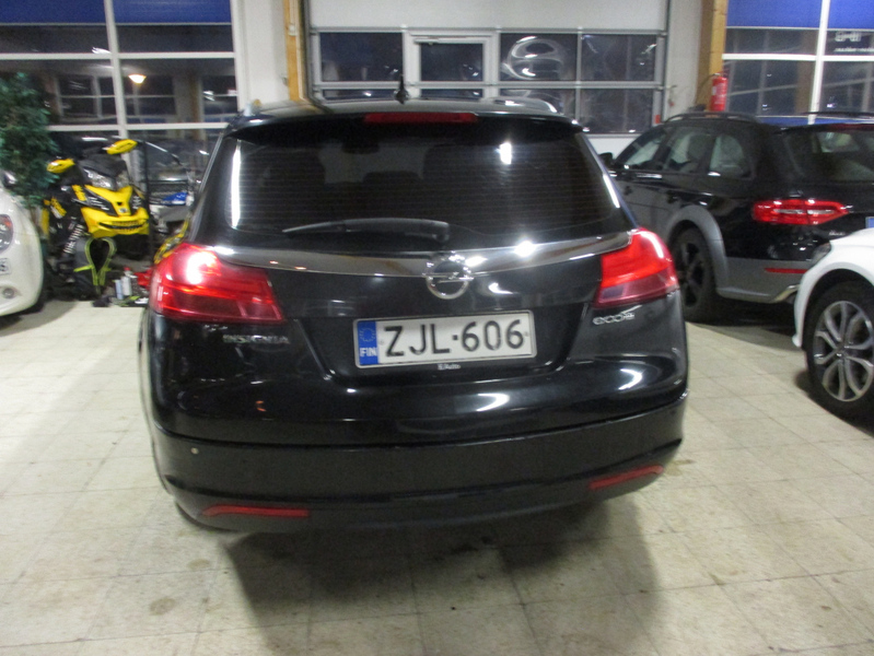 Opel Insignia vaihtoauto