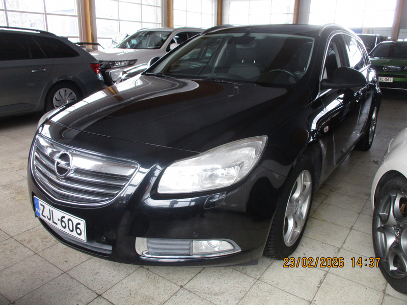 Opel Insignia vaihtoauto