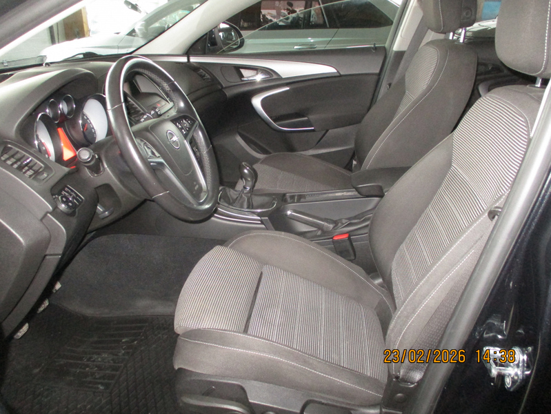 Opel Insignia vaihtoauto