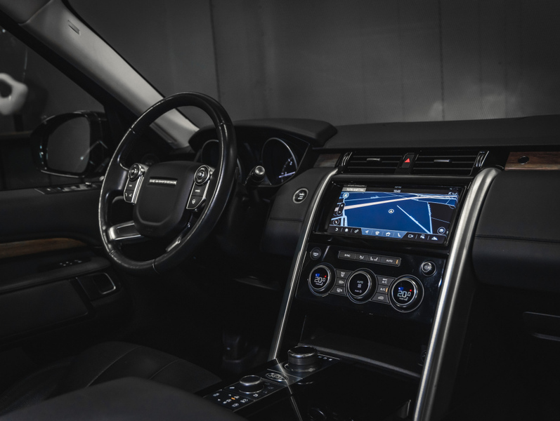 Land Rover Discovery vaihtoauto