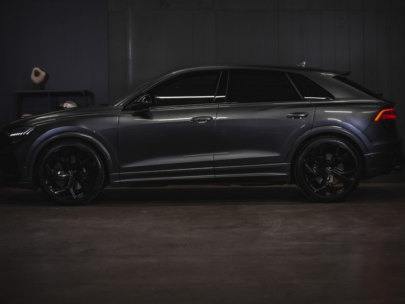 Audi RS Q8 vaihtoauto