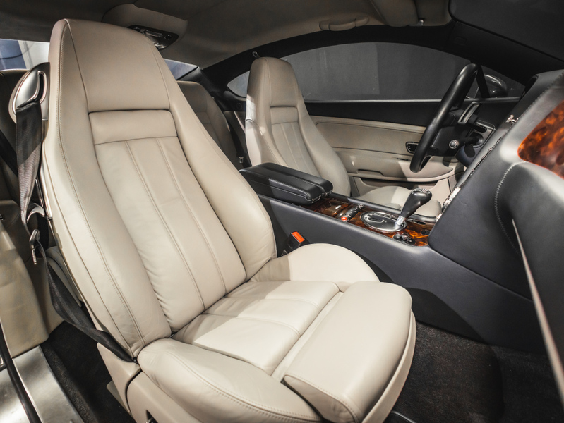 Bentley Continental vaihtoauto