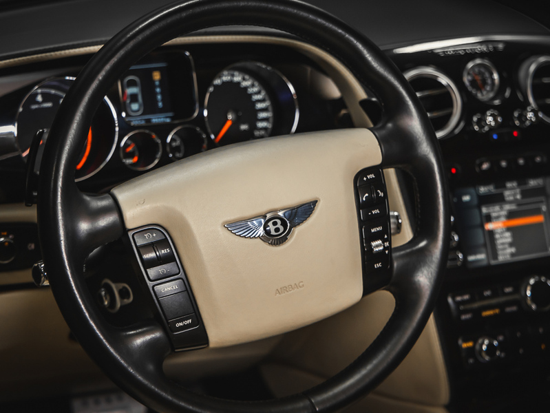 Bentley Continental vaihtoauto