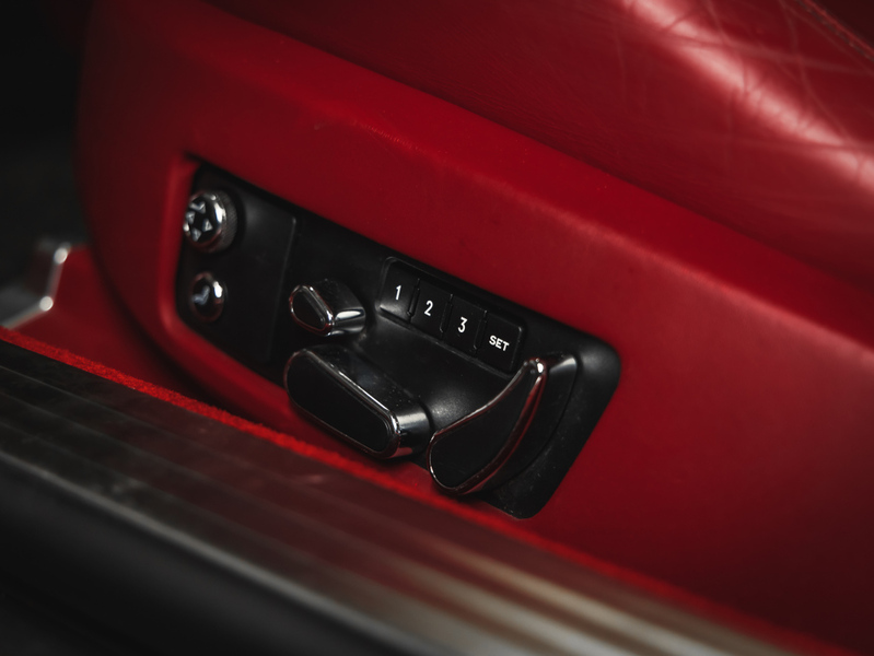 Bentley Continental vaihtoauto