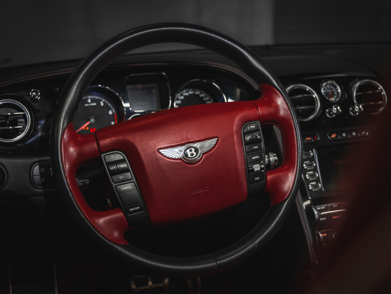 Bentley Continental vaihtoauto