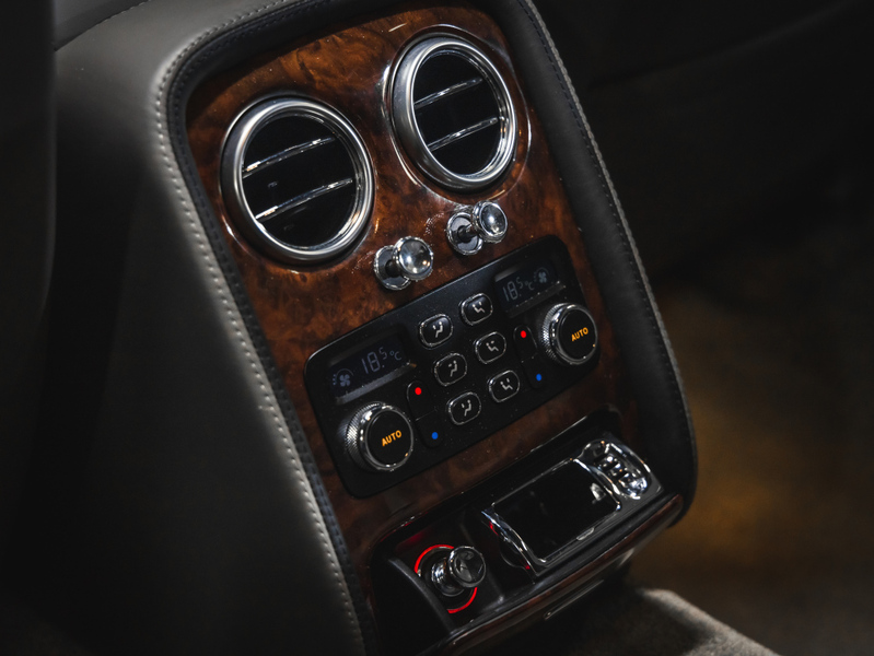 Bentley Flying Spur vaihtoauto