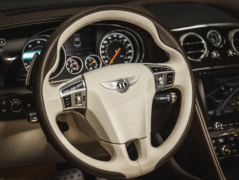 Bentley Continental vaihtoauto