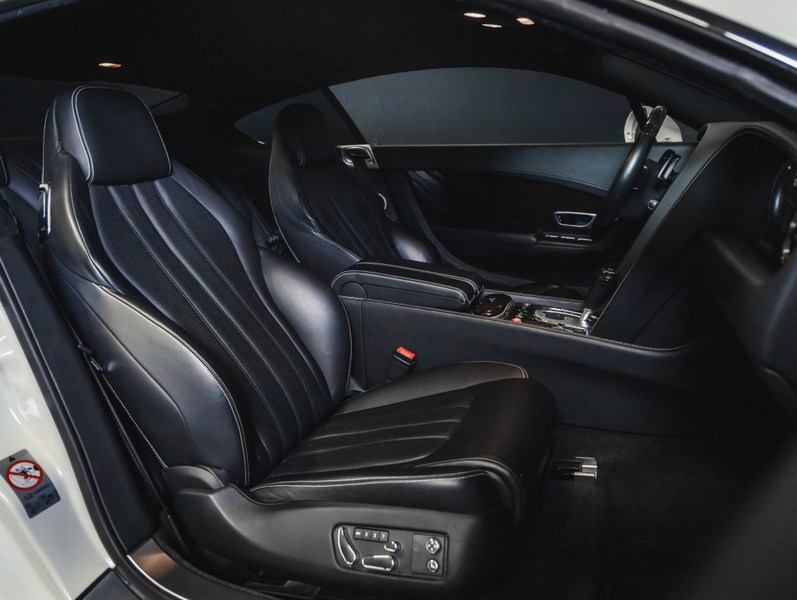 Bentley Continental vaihtoauto