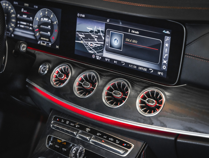 Mercedes-Benz E vaihtoauto