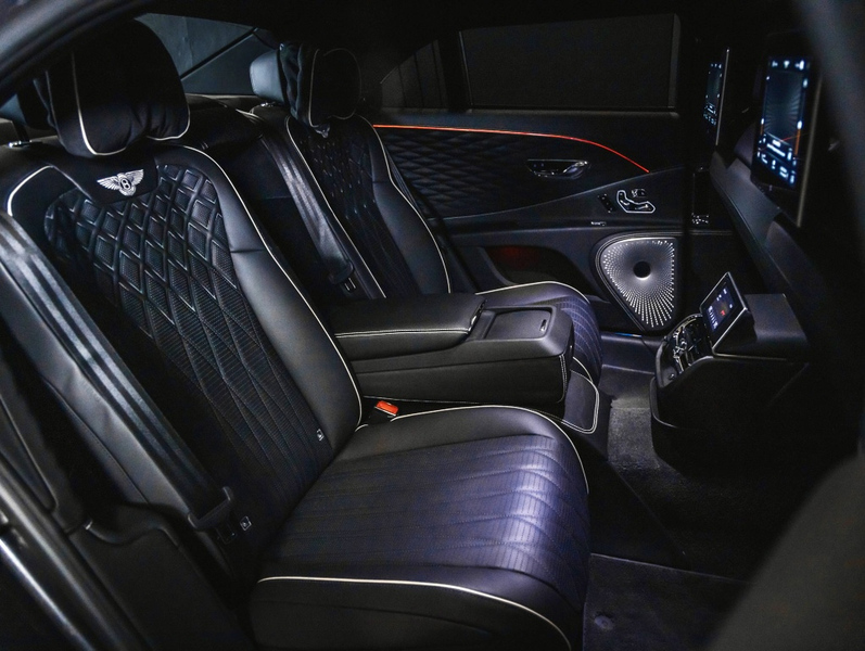 Bentley Flying Spur vaihtoauto