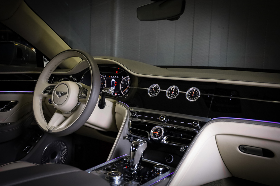 Bentley Continental vaihtoauto