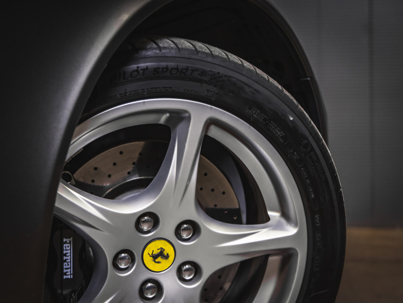 Ferrari 612 vaihtoauto