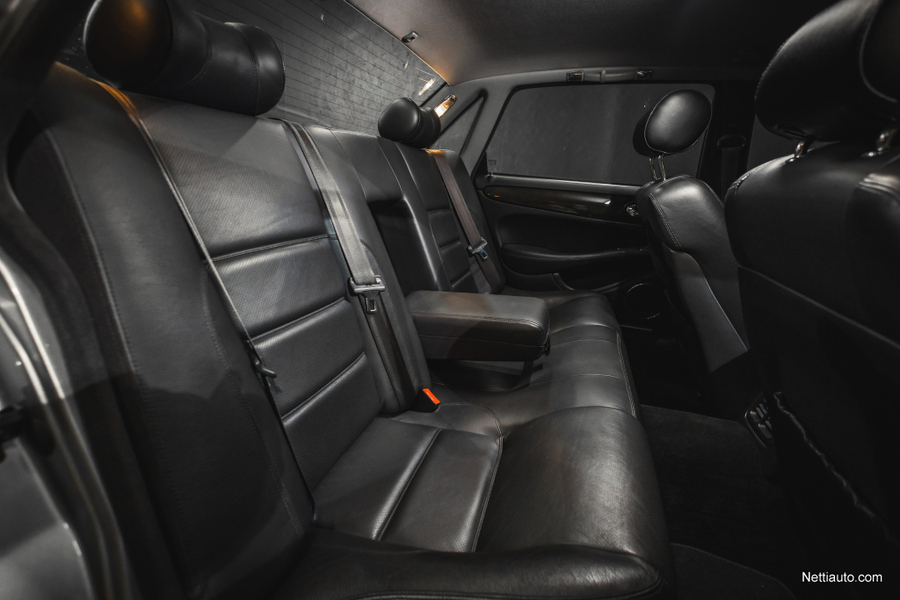 Jaguar XJR vaihtoauto