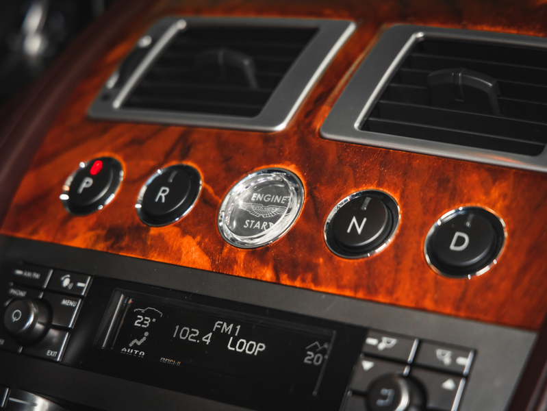 Aston Martin DB9 vaihtoauto