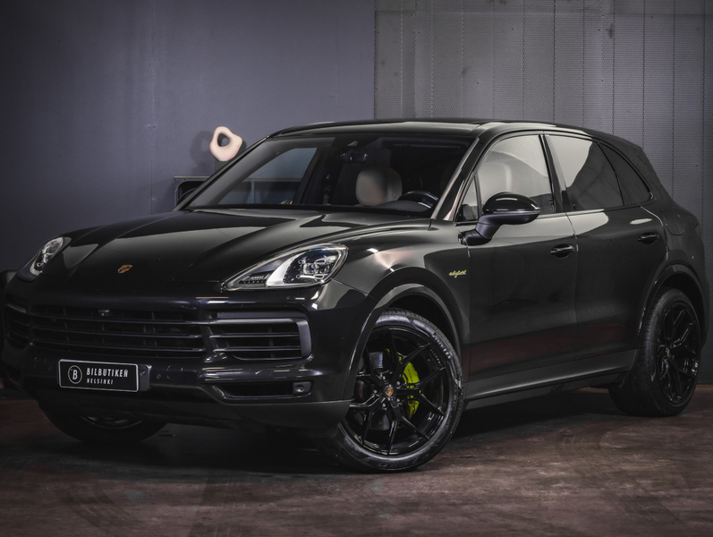 Porsche Cayenne vaihtoauto