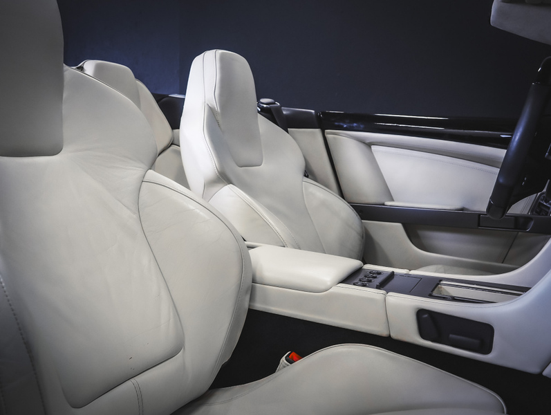 Aston Martin DB9 vaihtoauto