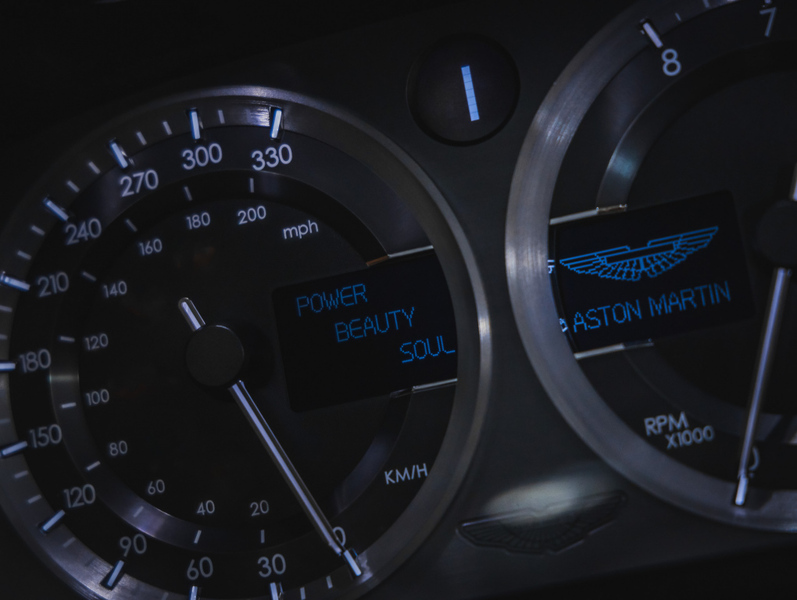 Aston Martin Vantage vaihtoauto