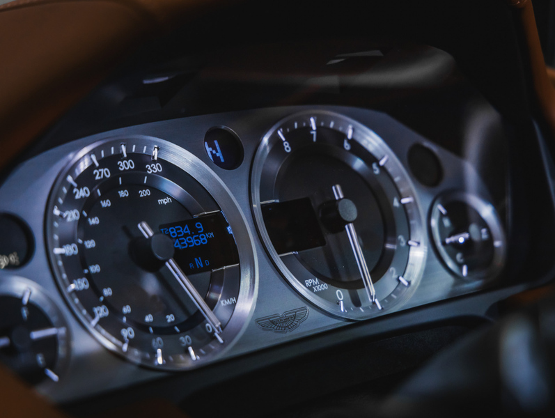 Aston Martin Vantage vaihtoauto