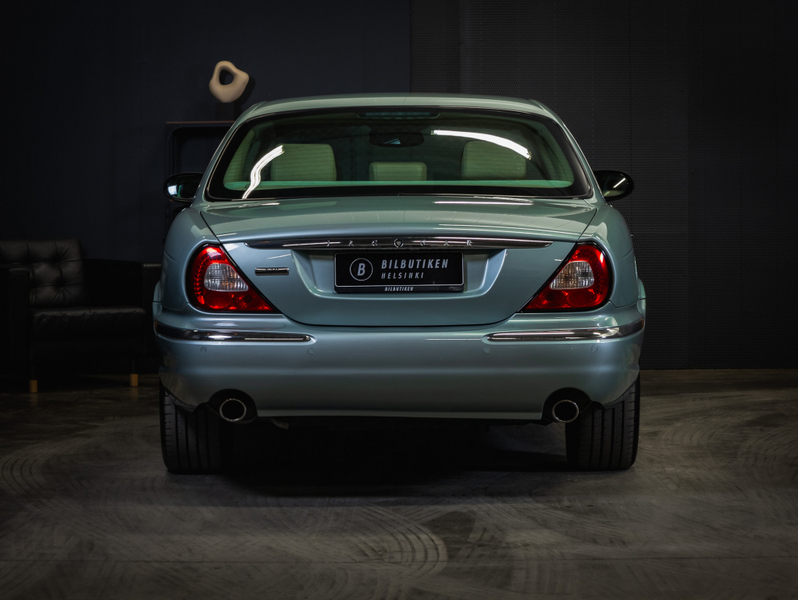 Jaguar XJ vaihtoauto