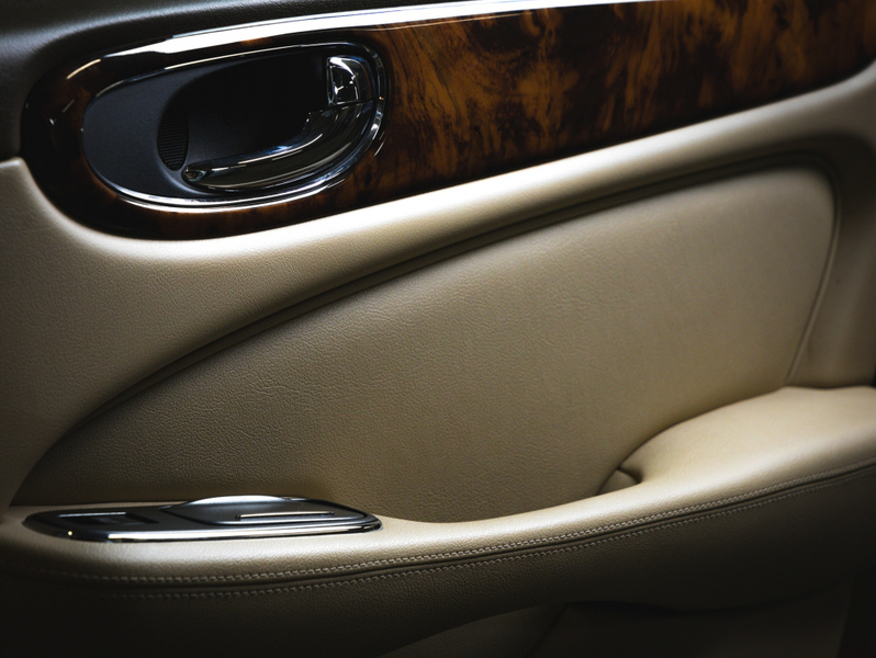 Jaguar XJ vaihtoauto