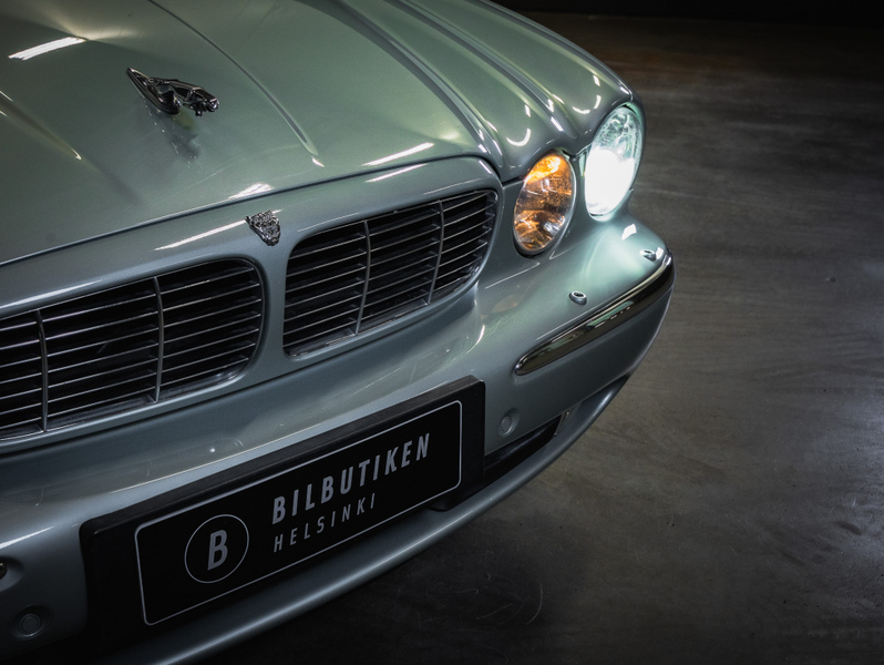 Jaguar XJ vaihtoauto