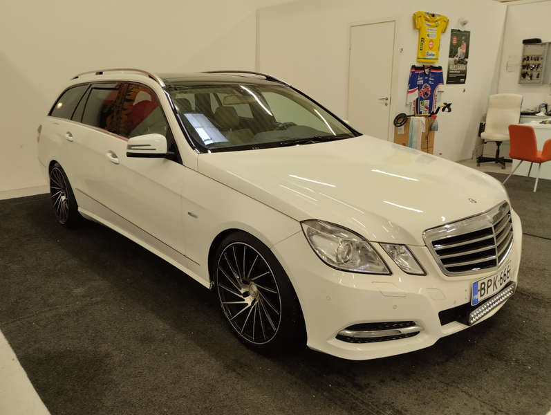 Mercedes-Benz E vaihtoauto