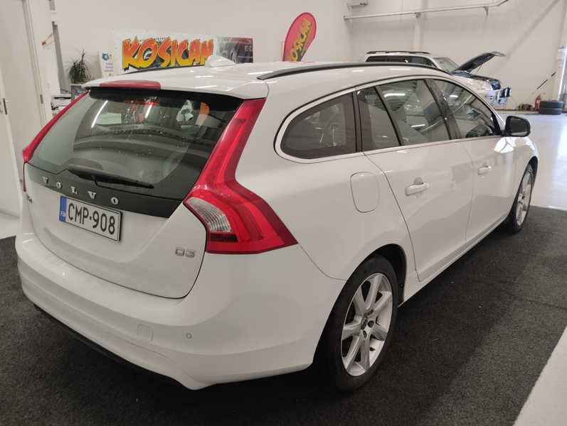 Volvo V60 vaihtoauto