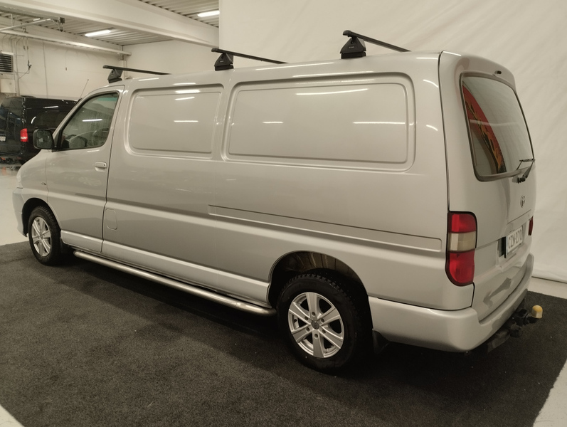 Toyota Hiace vaihtoauto