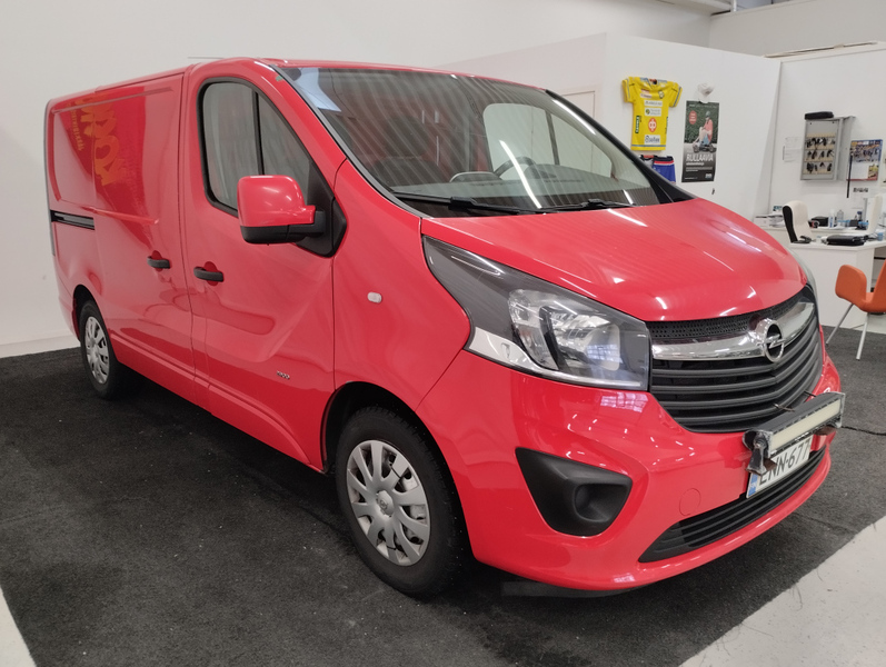Opel Vivaro vaihtoauto