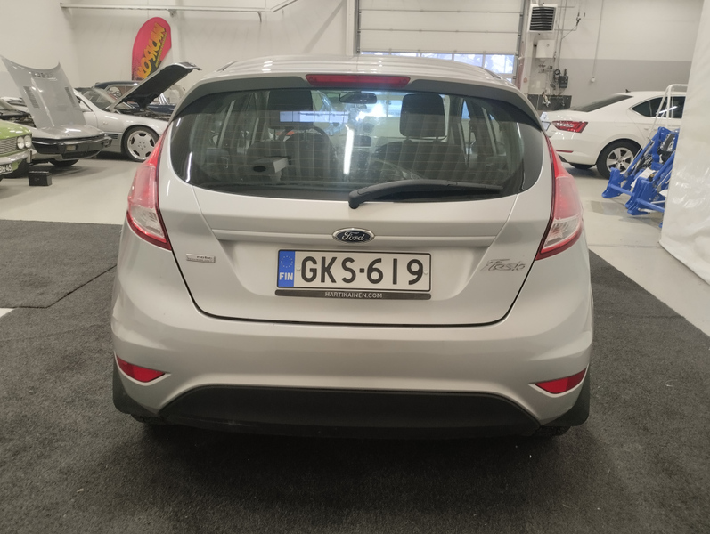 Ford Fiesta vaihtoauto