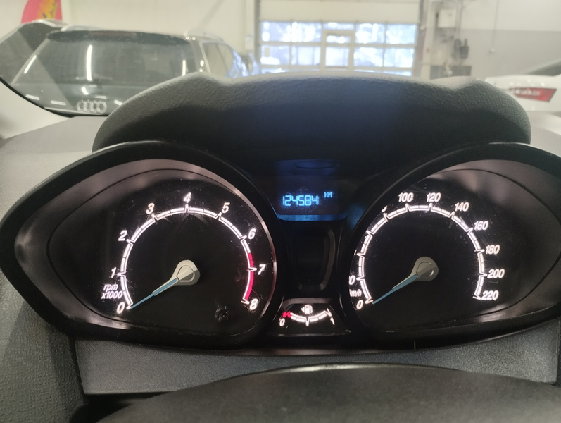 Ford Fiesta vaihtoauto