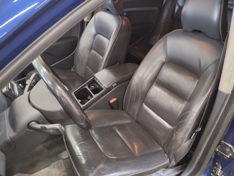 Volvo V70 vaihtoauto