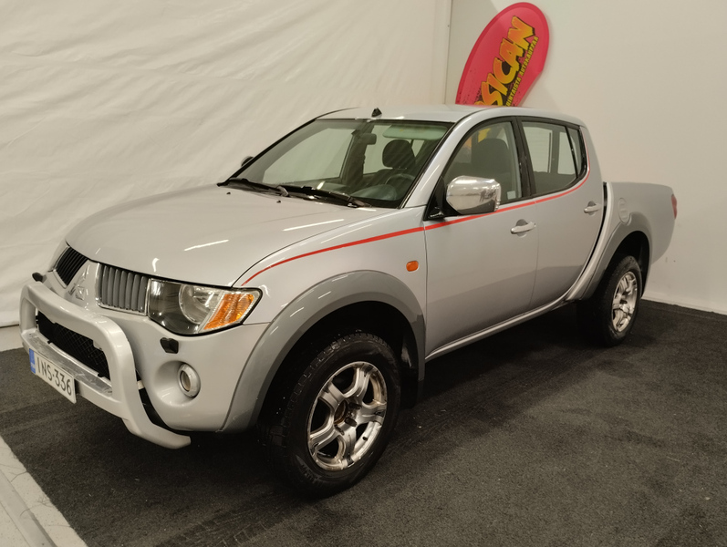 Mitsubishi L200 vaihtoauto