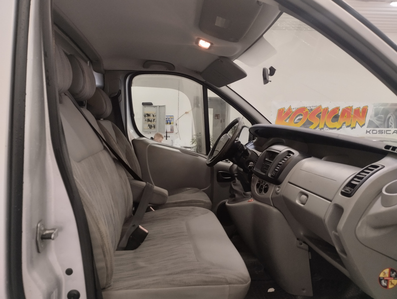 Nissan Primastar vaihtoauto