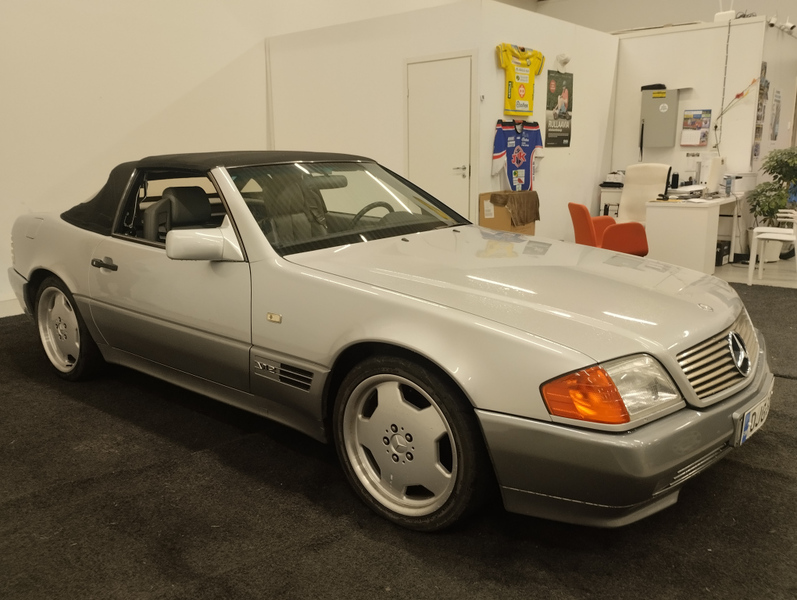 Mercedes-Benz SL vaihtoauto