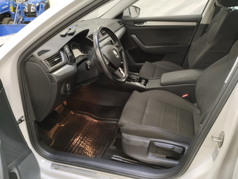 Skoda Superb vaihtoauto