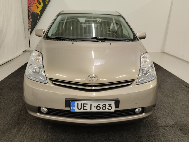 Toyota Prius vaihtoauto